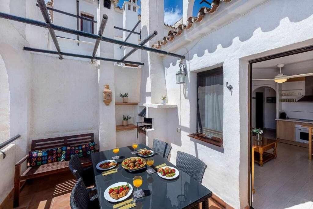 797 Hr - Pueblo Evita- Andalusian Apartment With Terrace. Беналмадена Екстериор снимка