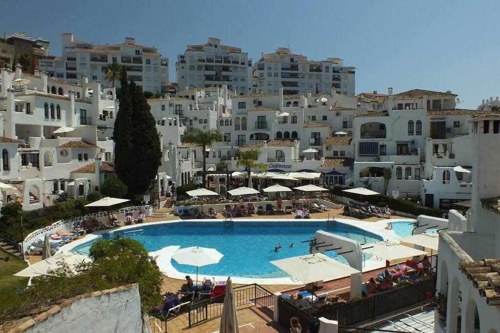 797 Hr - Pueblo Evita- Andalusian Apartment With Terrace. Беналмадена Екстериор снимка